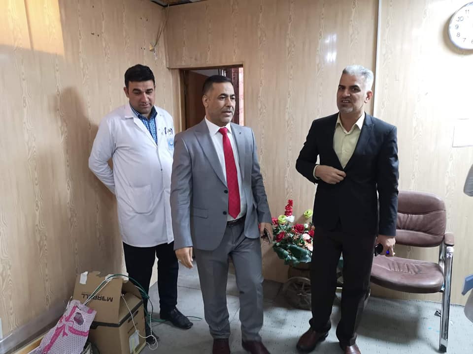 معاون المدير العام يتابع وصول الاجهزة الطبية الى مستشفى الفرات الاوسط